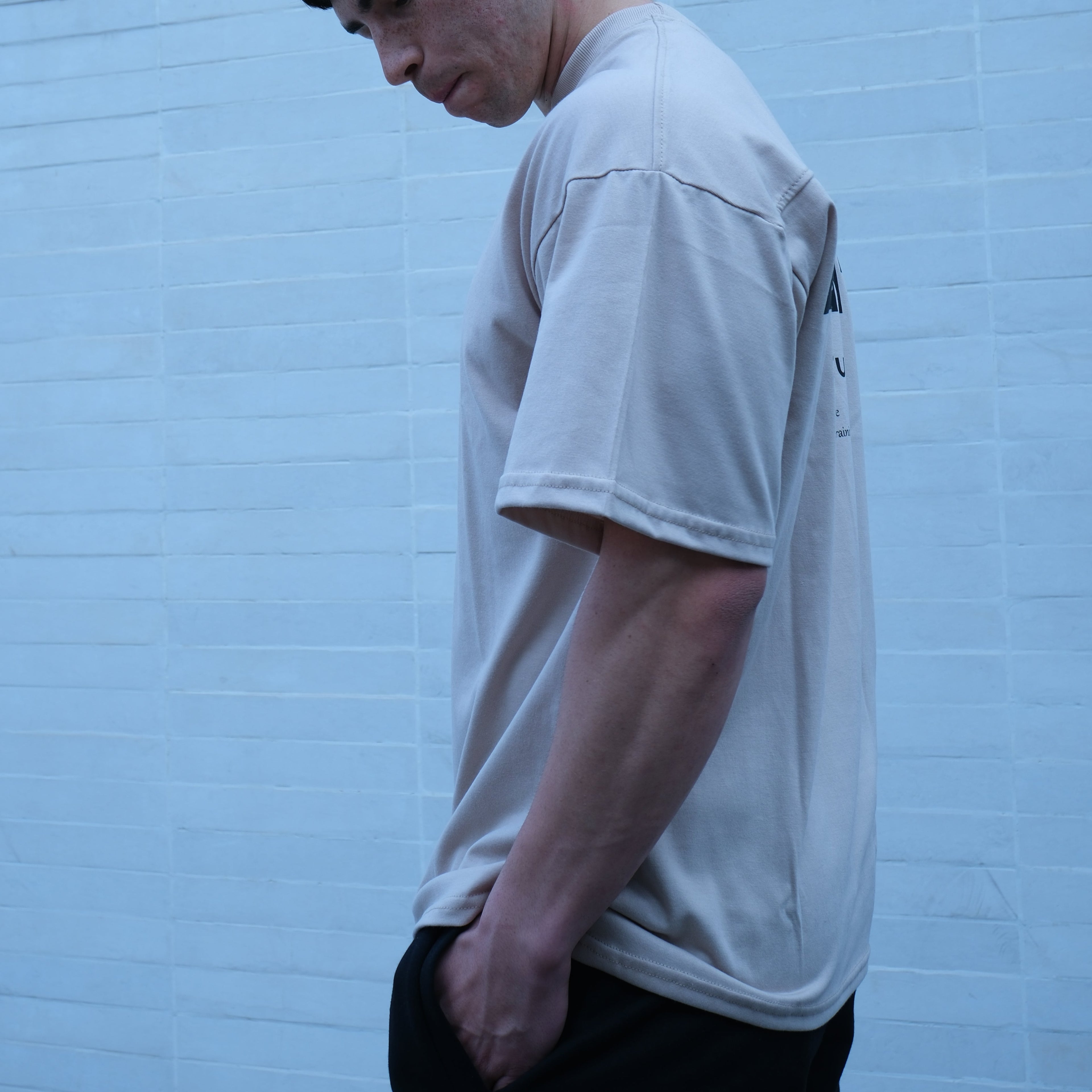 POLERA OVERSIZE ELEMENTS™ BEIGE