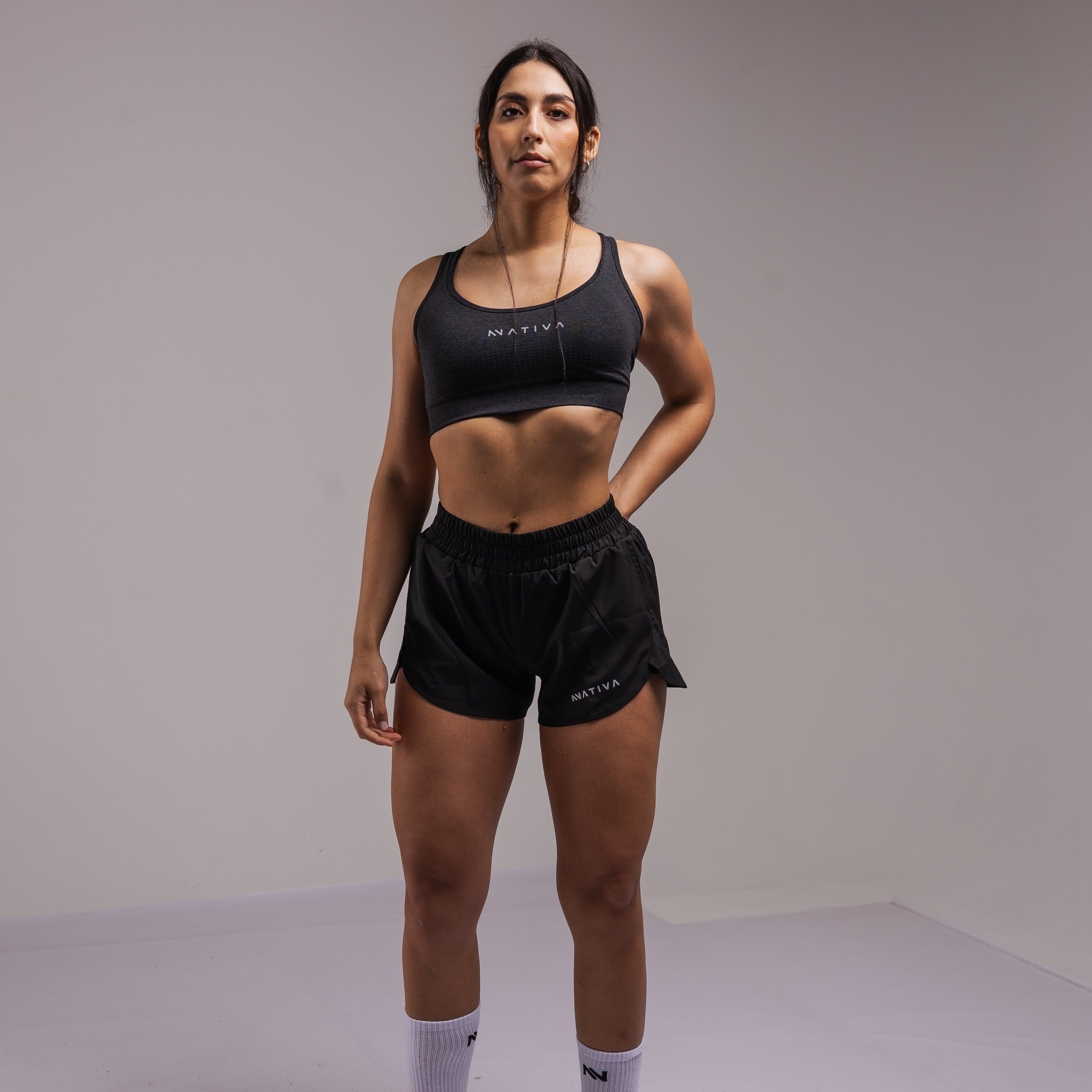 SHORT DEPORTIVO NEGRO MUJER NATIVA
