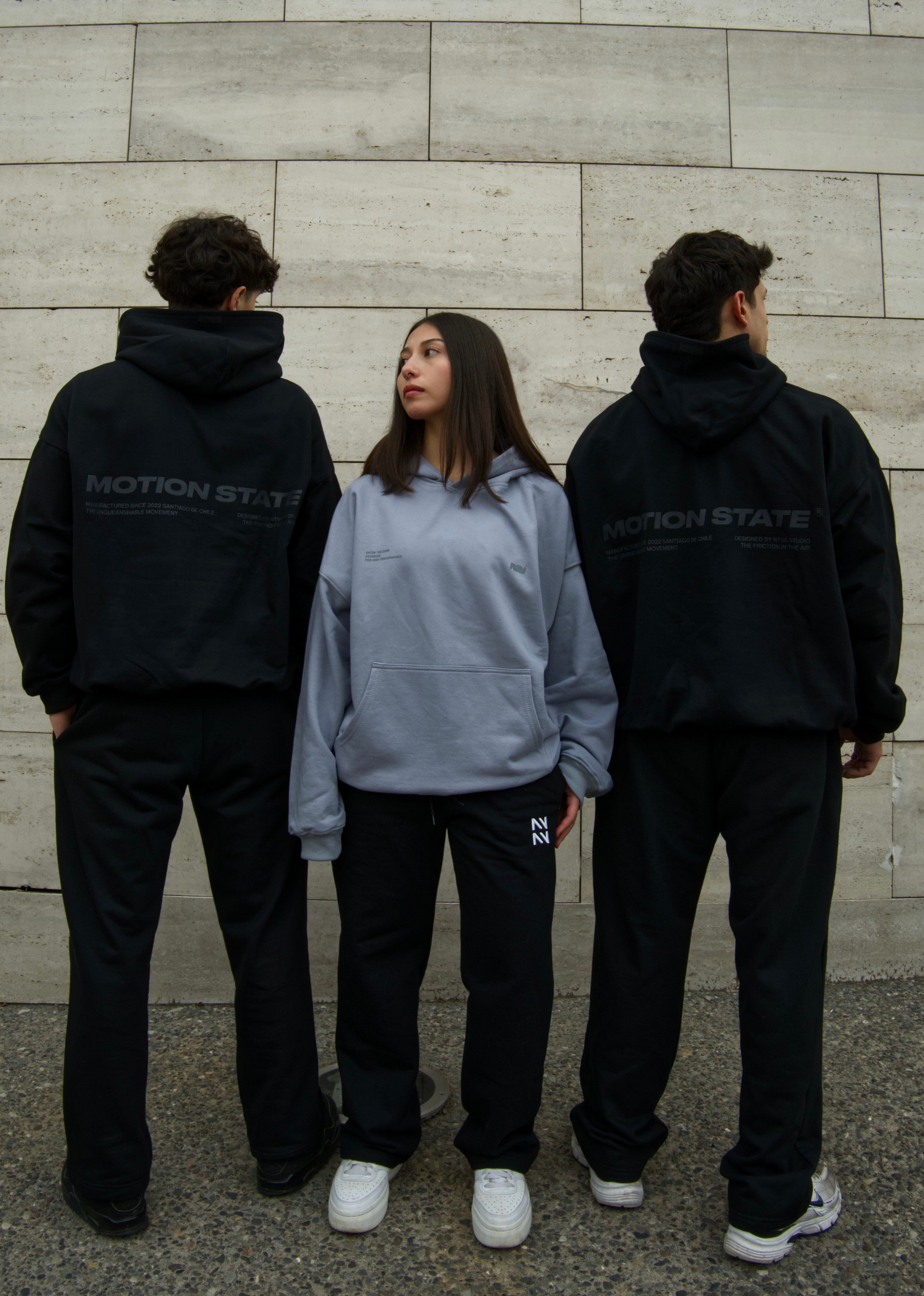 HOODIE MOTION™ NEGRO