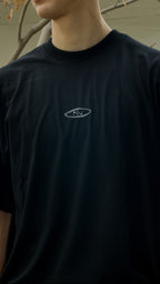 POLERA OVERSIZE FRICTION NEGRA