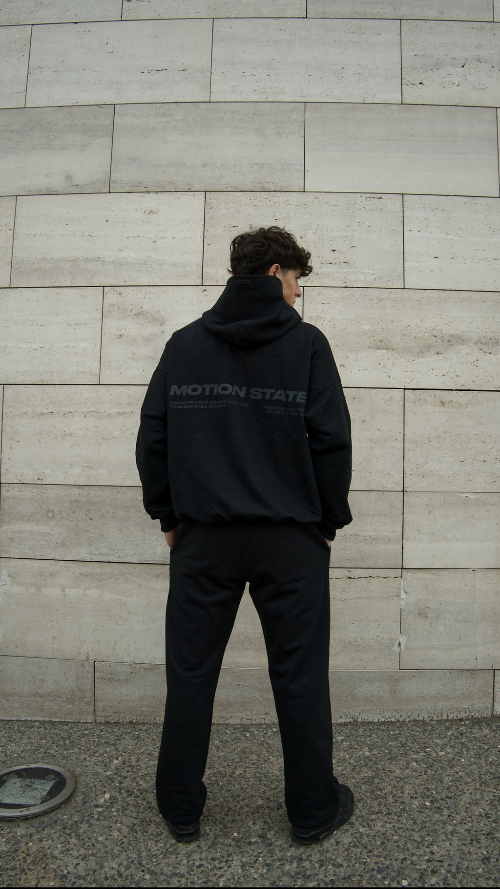 HOODIE MOTION™ BOXY FIT ALL BLACK