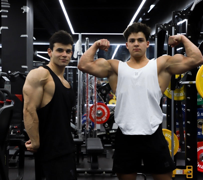 MUSCULOSA STRINGER BLANCA