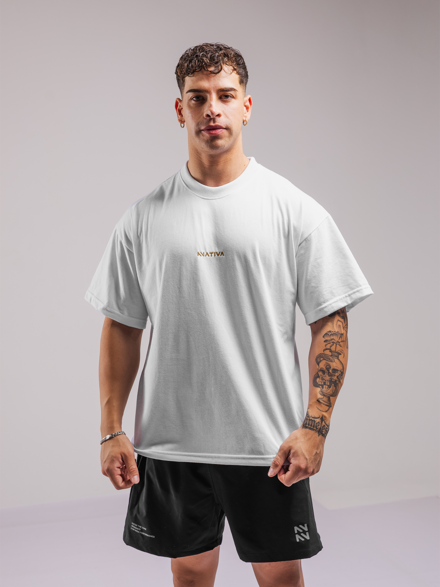 POLERA ELEMENTS™ OVERSIZE BLANCA