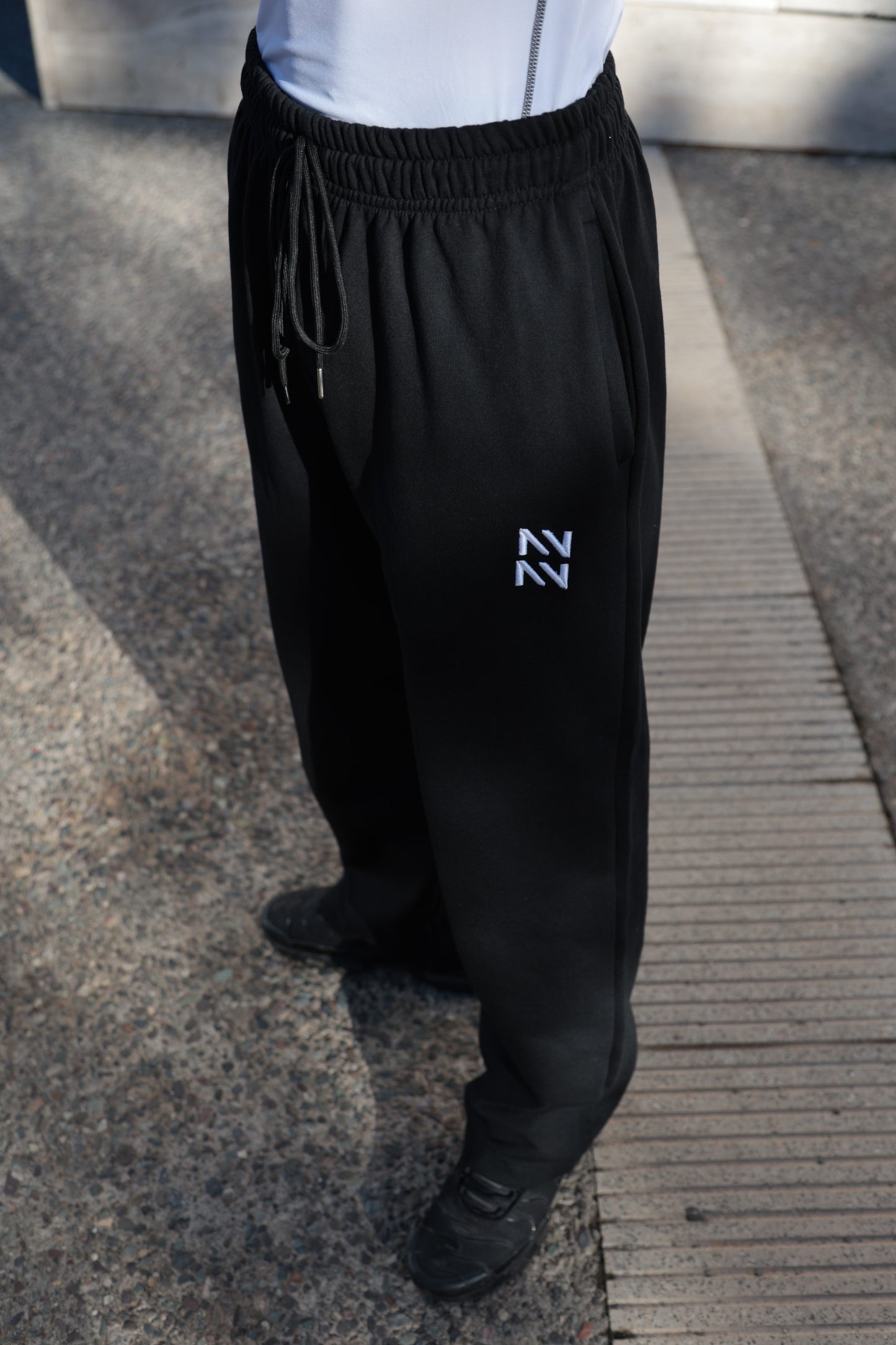 BUZO PERFECT FIT NEGRO
