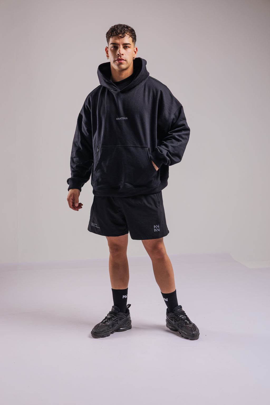 HOODIE ELEMENTS™ BOXY FIT NEGRO