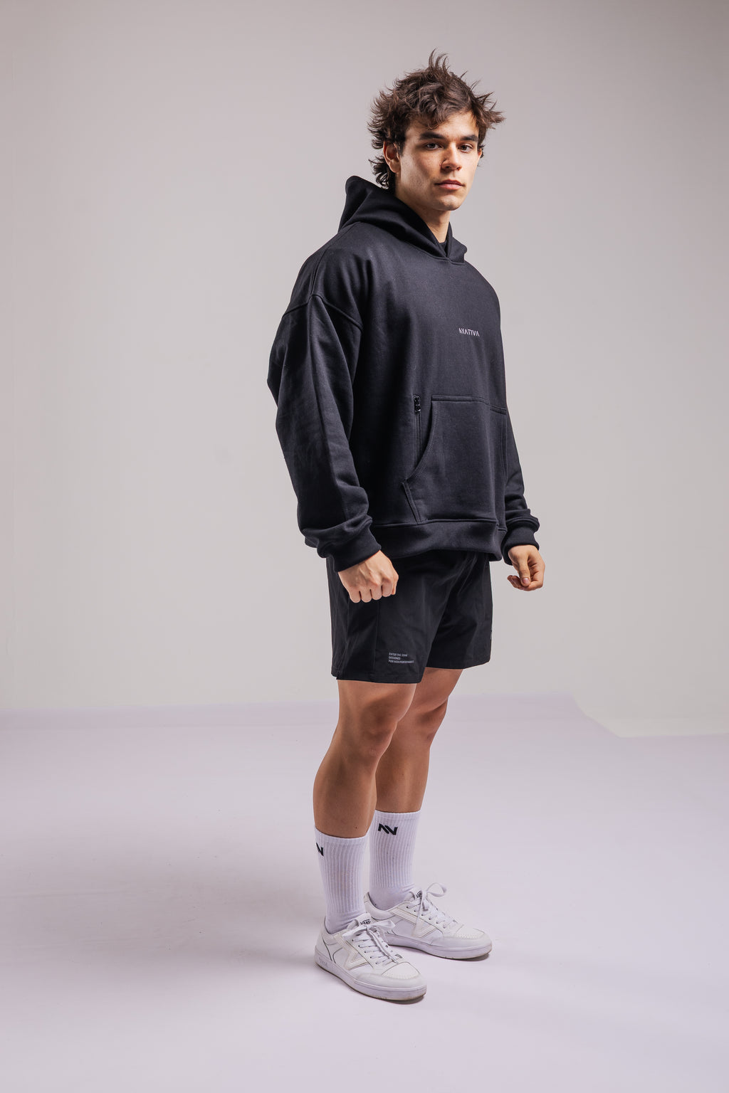 HOODIE ZONE™ BOXY FIT NEGRO