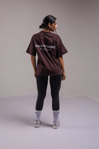 POLERA BASICS™ OVERSIZE CAFE