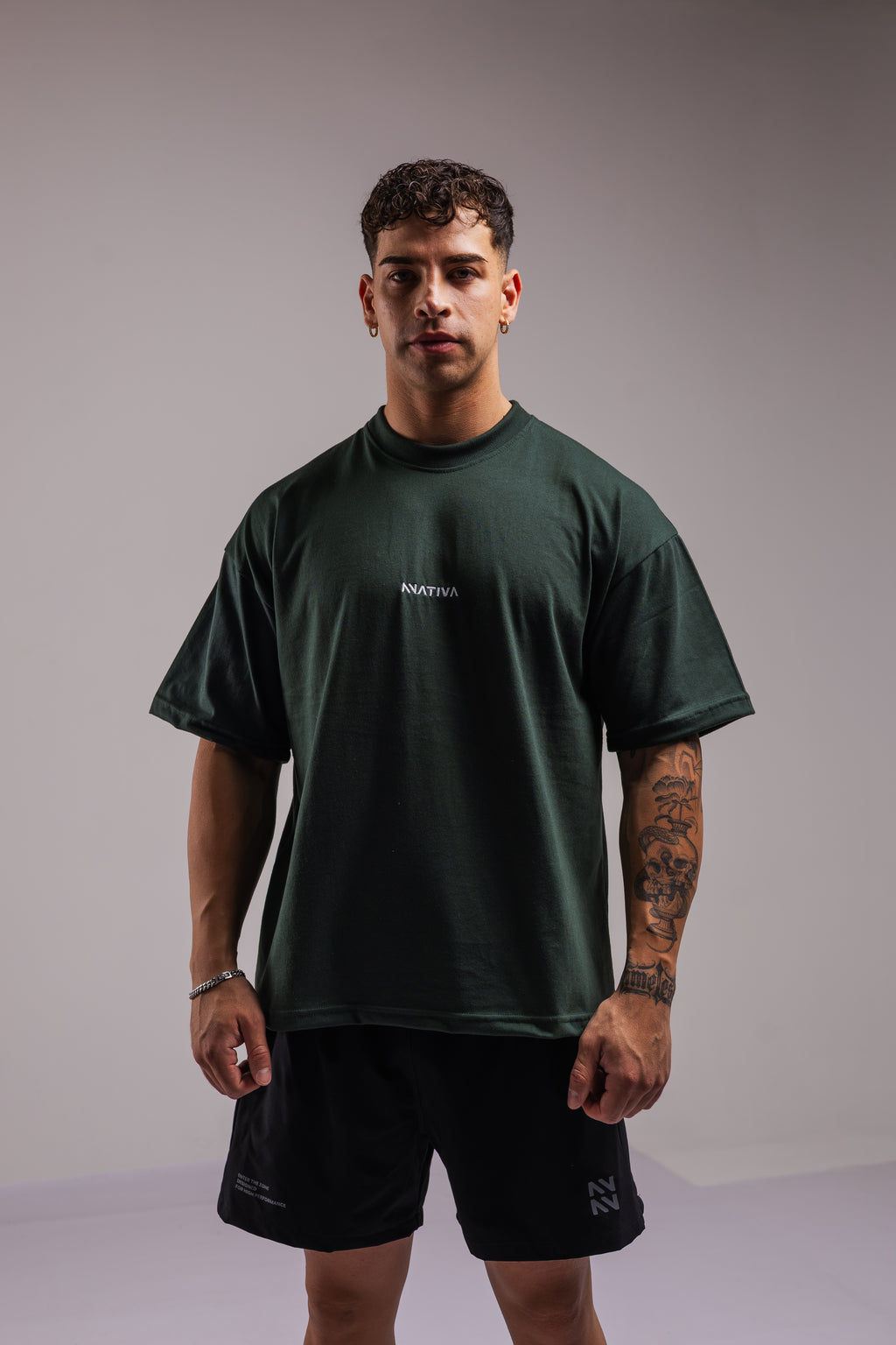 POLERA BASICS™ OVERSIZE VERDE