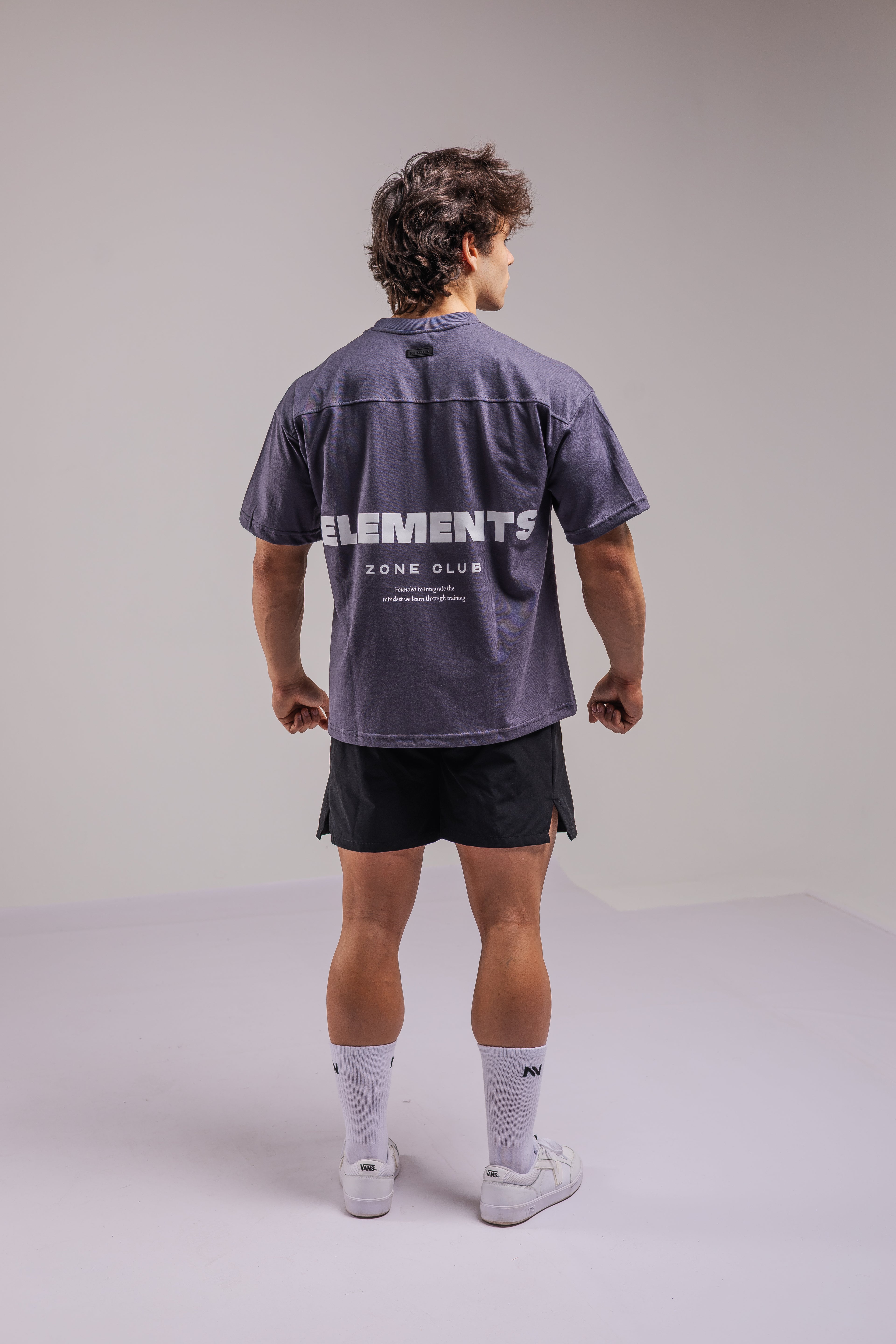 POLERA ELEMENTS™ OVERSIZE PLOMA