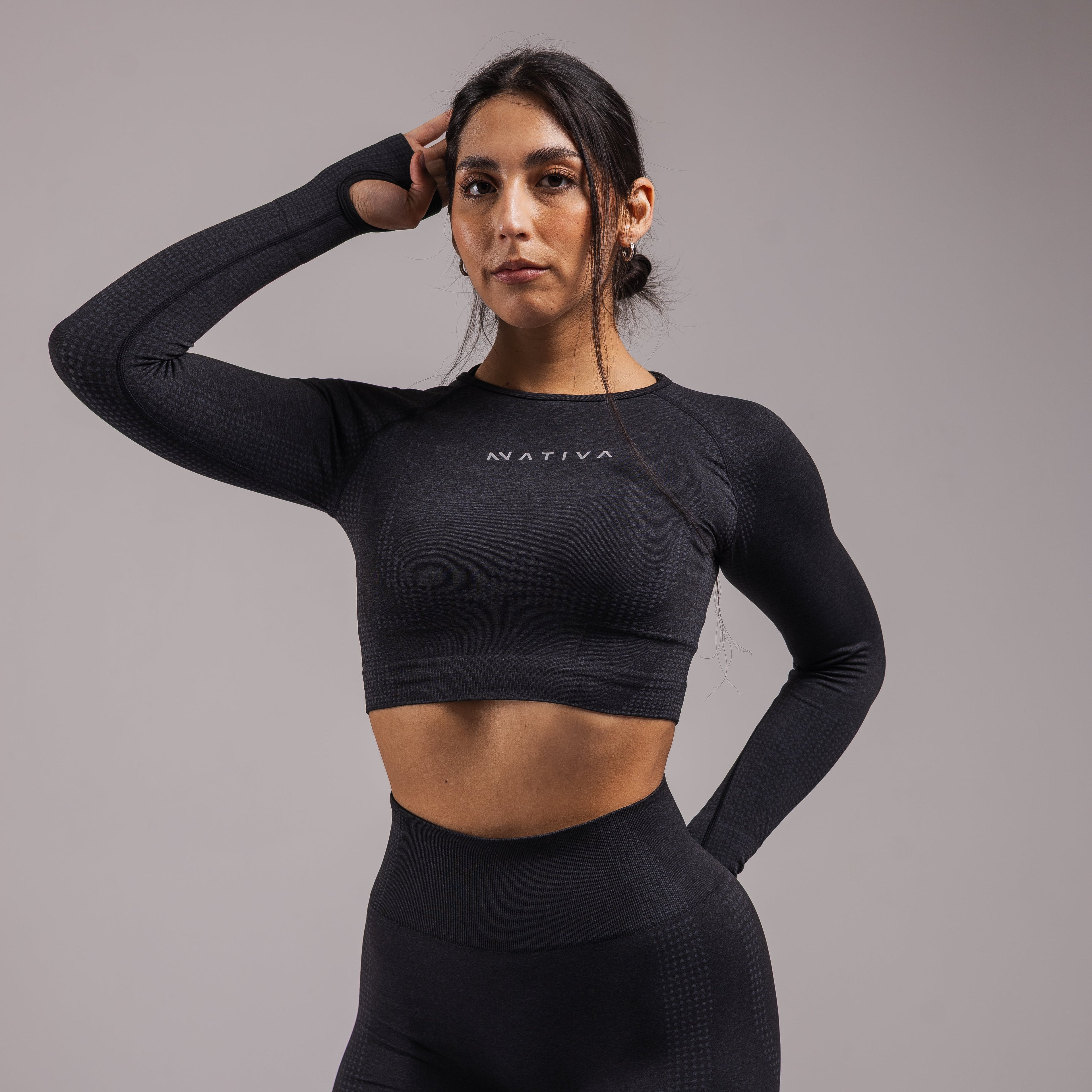 TOP MANGA LARGA DEPORTIVO NEGRO MUJER NATIVA