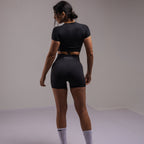 POLERA DEPORTIVA NEGRA MUJER NATIVA