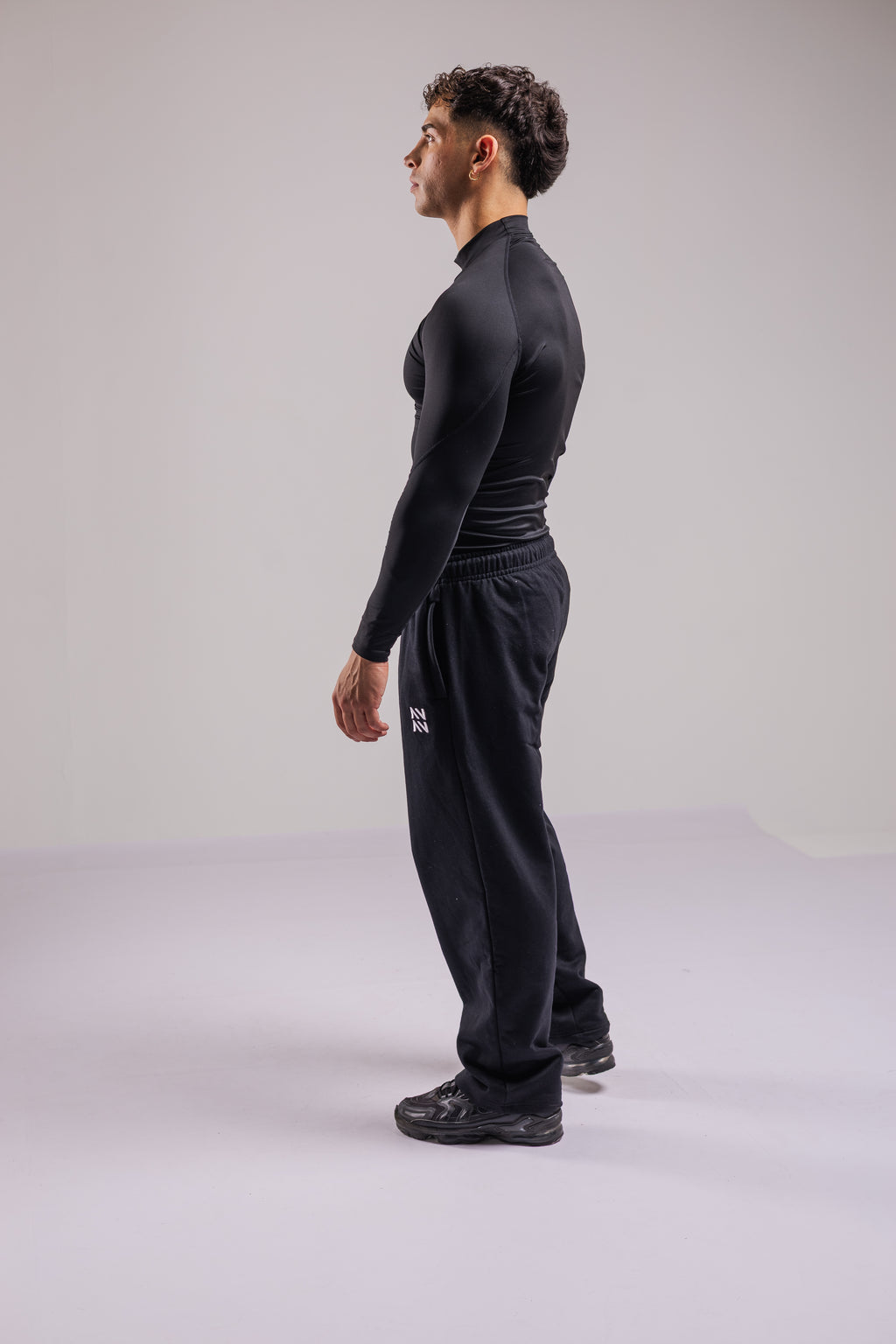 Buzo Perfect Fit Negro | Nativa Elements