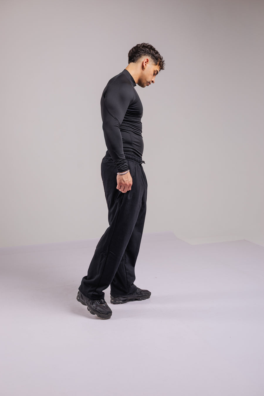 Buzo Perfect Fit Negro | Nativa Elements