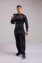 Buzo Perfect Fit Negro — vista lateral | Nativa Elements