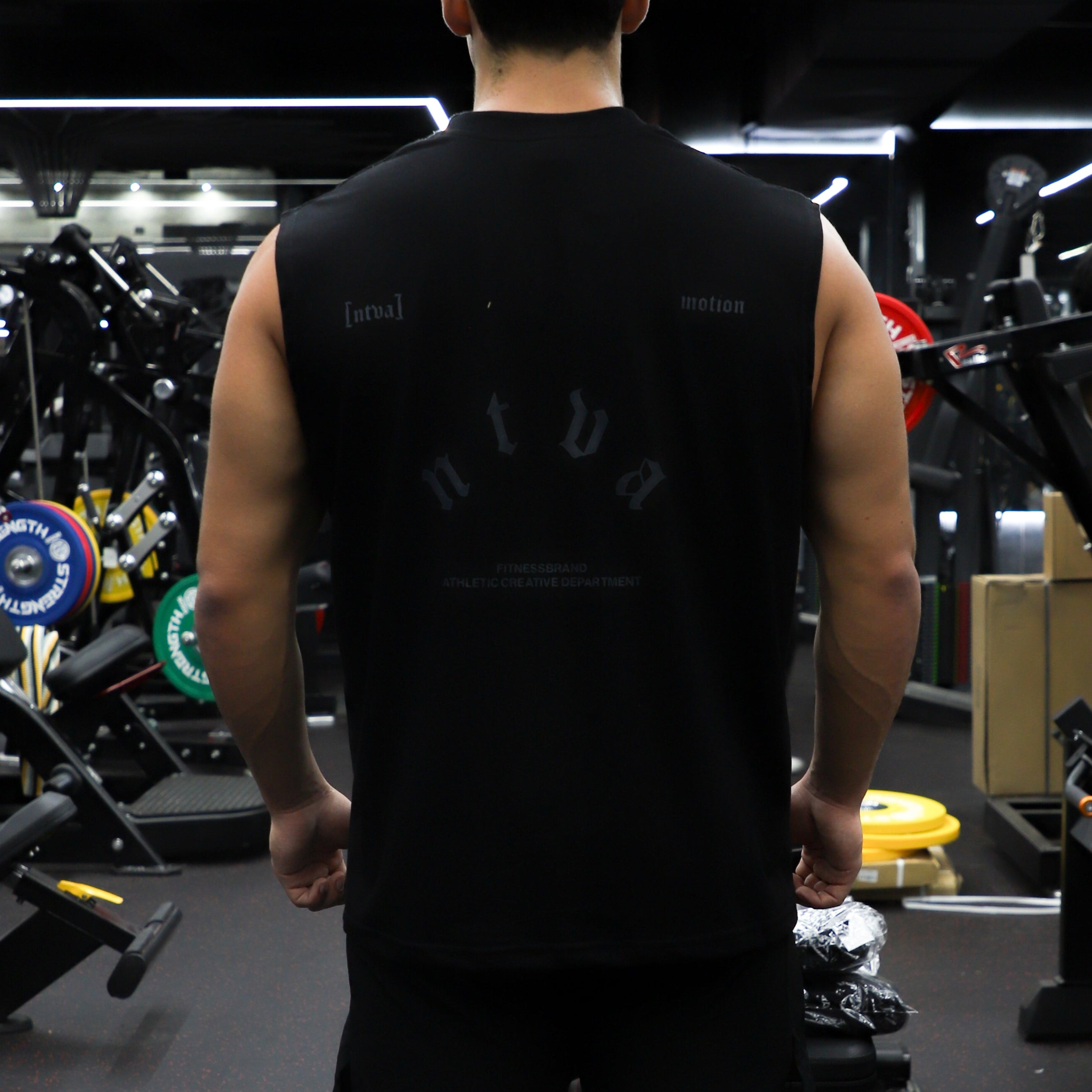 MUSCULOSA TANK NEGRA