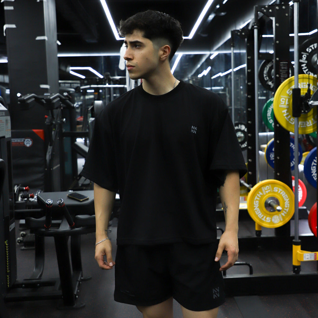 POLERA BOXYFIT NEGRA