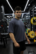 POLERA BOXYFIT PLOMO