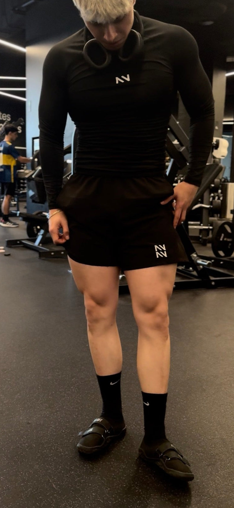 SHORT DEPORTIVO NEGRO
