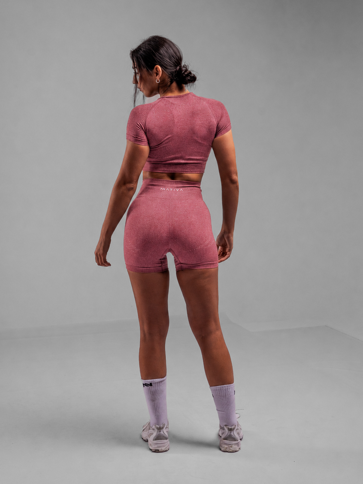POLERA DEPORTIVA BURDEO MUJER NATIVA