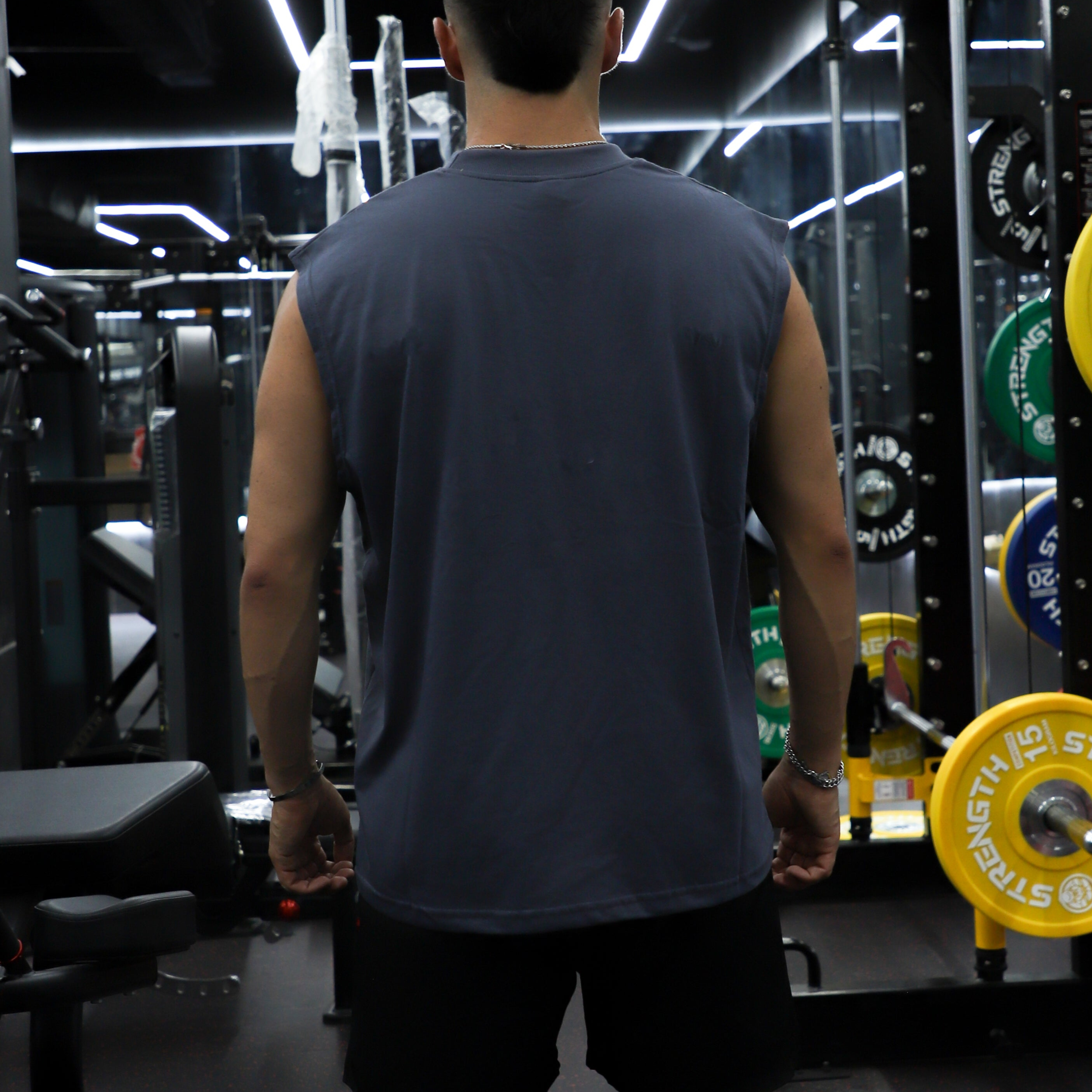 MUSCULOSA TANK PLOMO