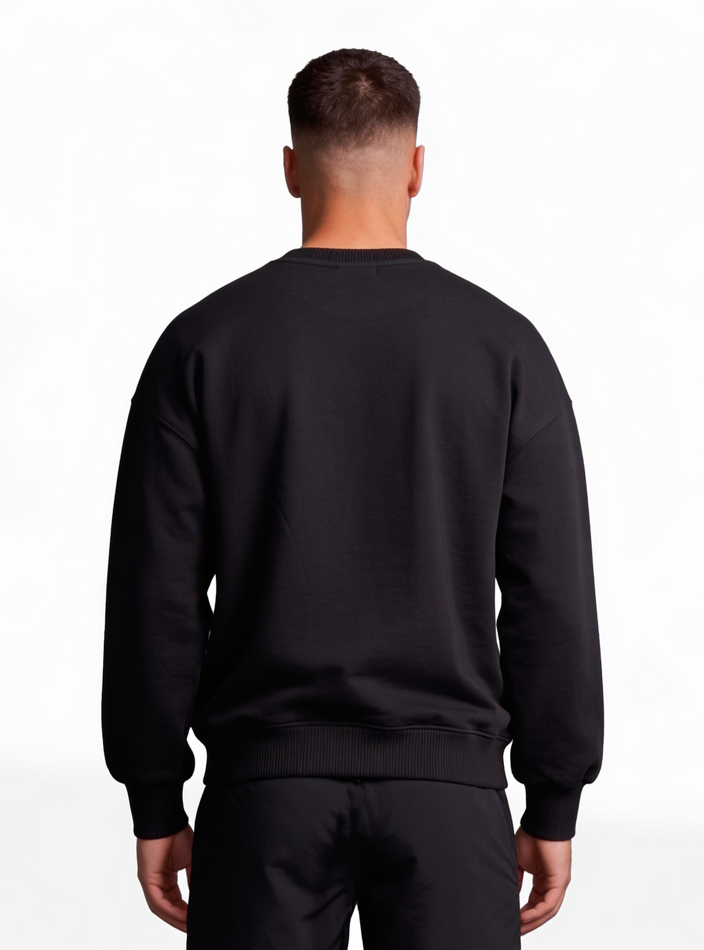 CREWNECK NEGRO BASIC® POLERÓN  OVERSIZE