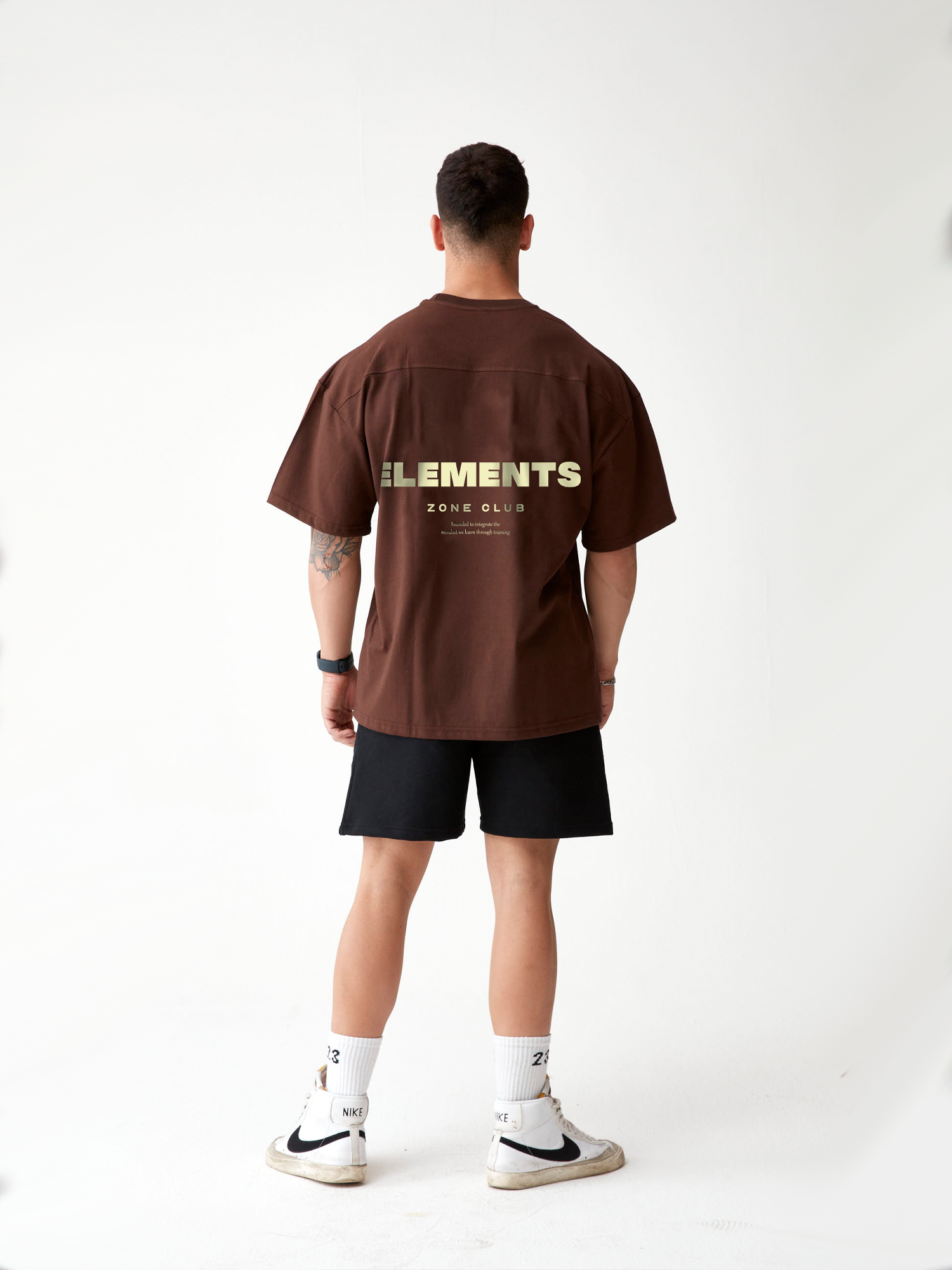 POLERA OVERSIZE ELEMENTS™ CAFE