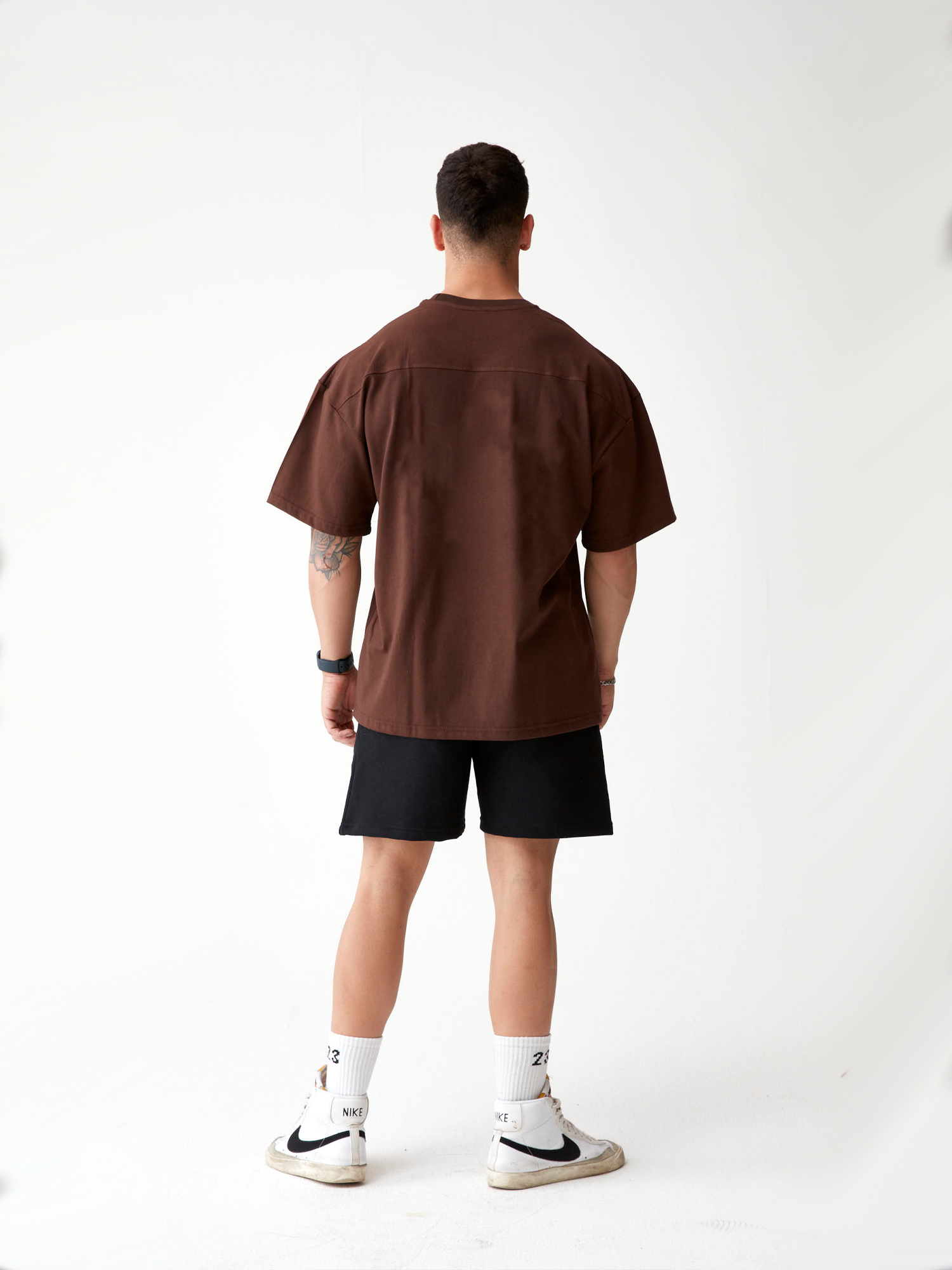 POLERA OVERSIZE UNFAIR™ CAFE