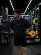 Polera Boxyfit Basics™ Marino — modelo | Nativa Elements