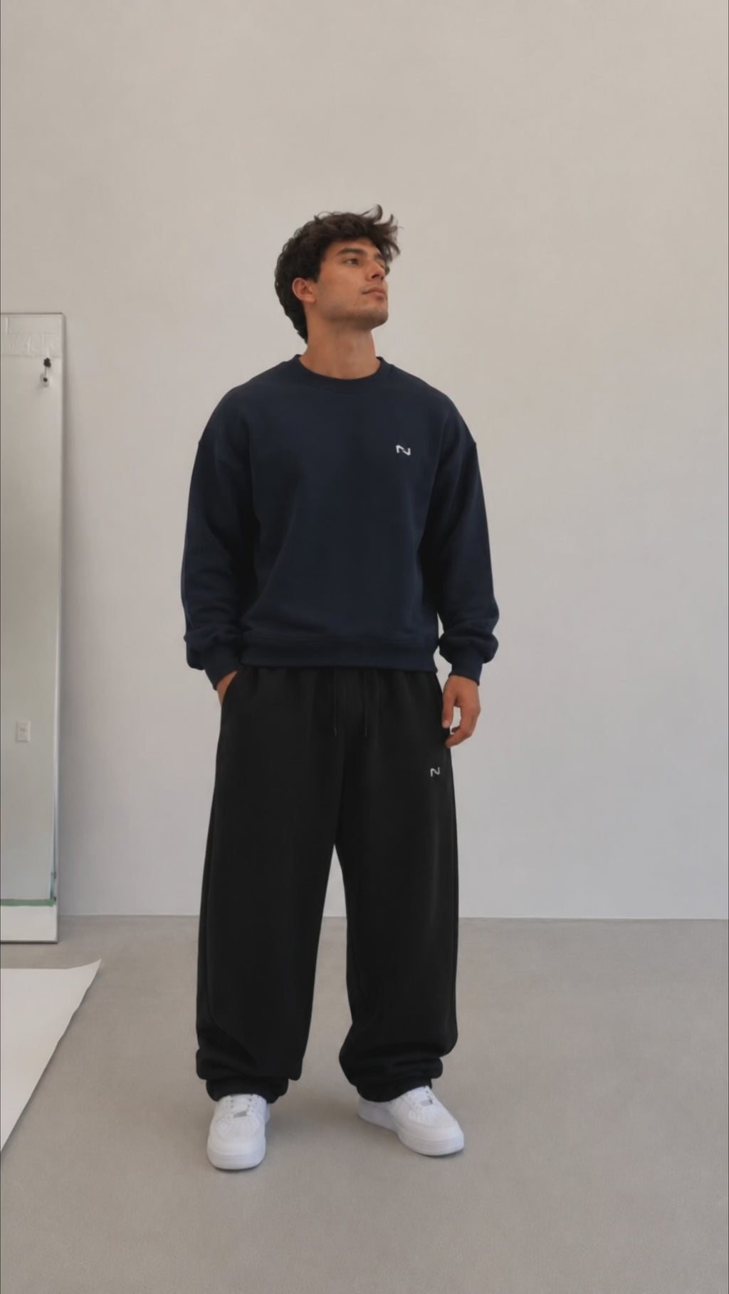 PANTALON BUZO BAGGY NEGRO