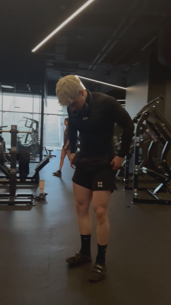 SHORT DEPORTIVO NEGRO