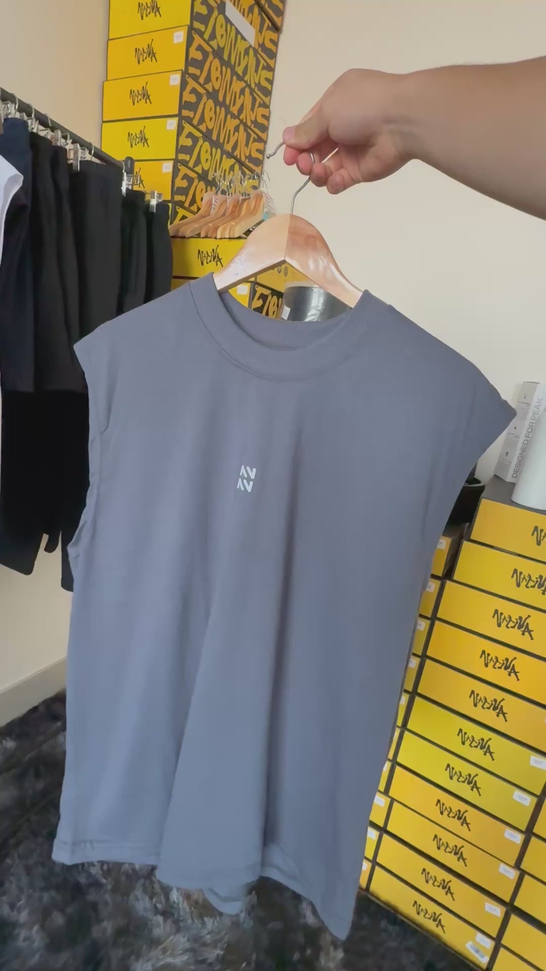 MUSCULOSA TANK PLOMO